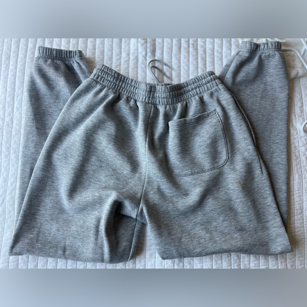 New Balance Heather Gray Joggers men’s small - Picture 4 of 4